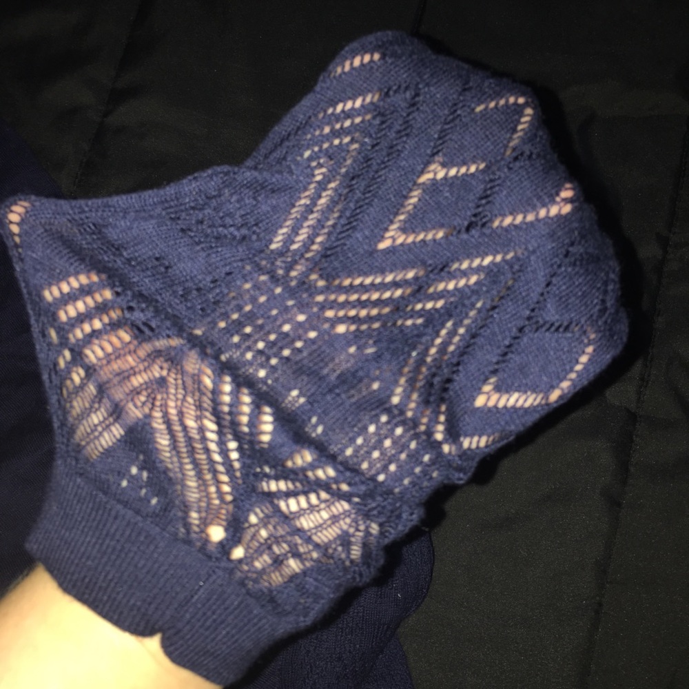 💥CLOSET CLEANOUT💥 - Picture 2 of 3